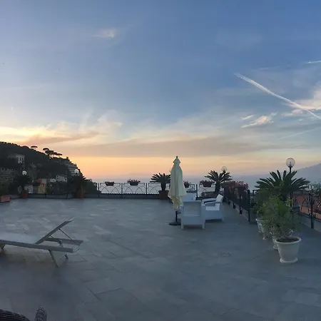 B&B Terrazza Di 소렌토