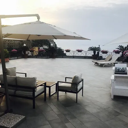 Alojamento de Acomodação e Pequeno-almoço Terrazza Di